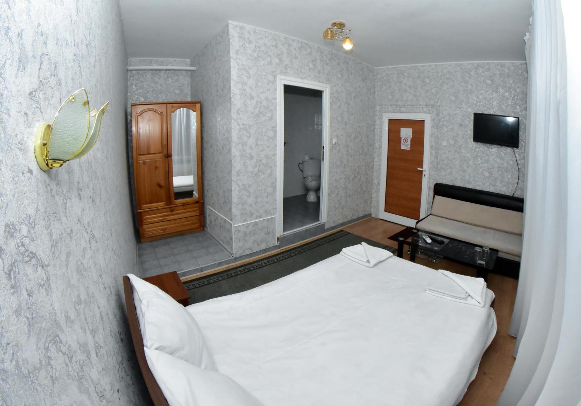 Hotel Rade 1 Vratsa Buitenkant foto