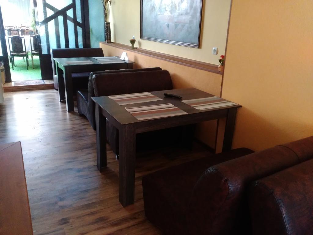 Hotel Rade 1 Vratsa Buitenkant foto